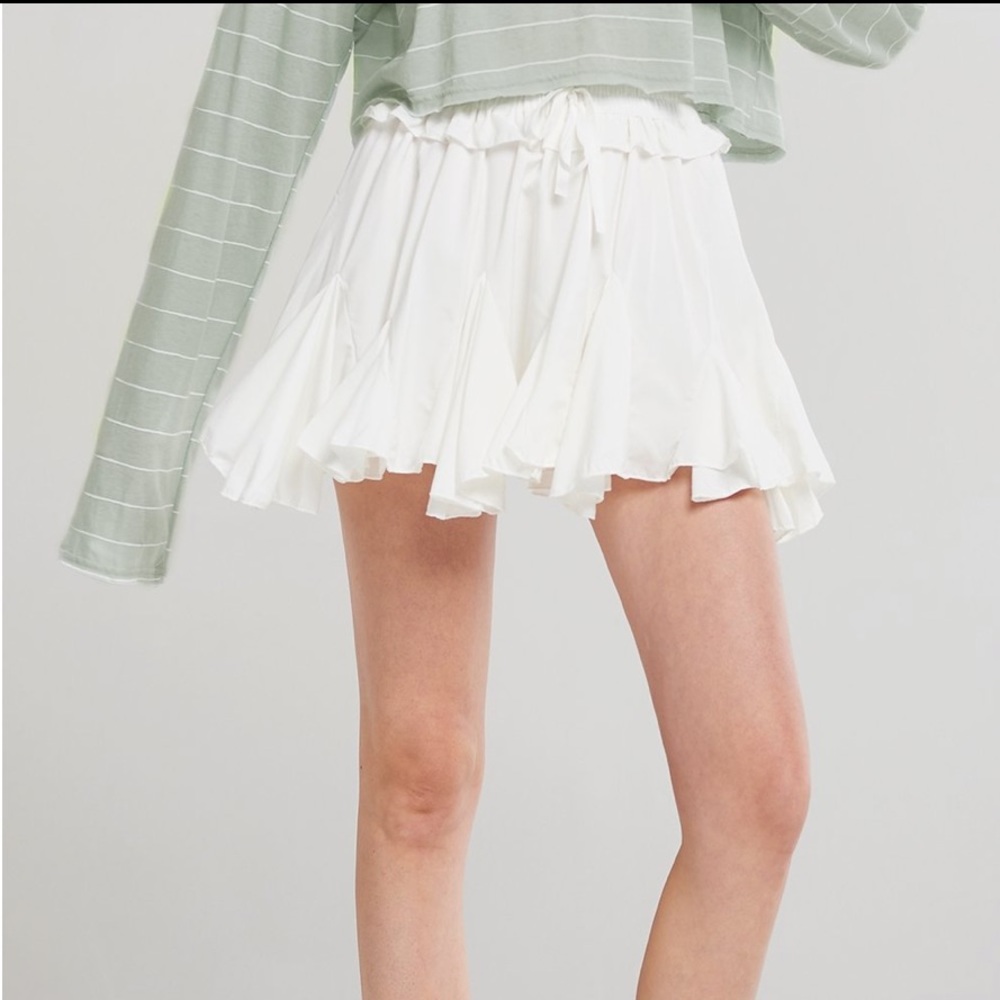 Storets White Skort